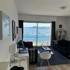 https://appartement-design-viii-port-rosmeur-douarnenez.inbrittany.com